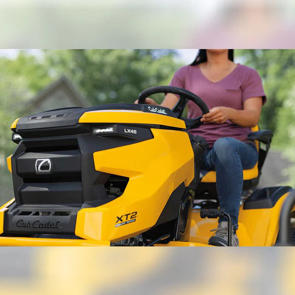 Cub Cadet Lx 42 Ride On Mower  with Baggage